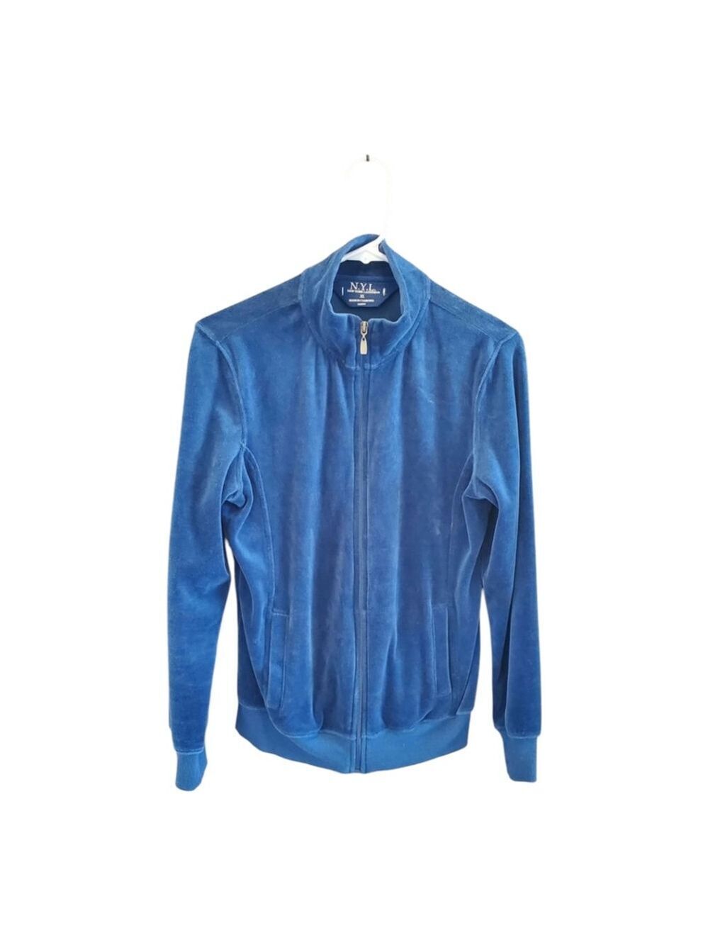 N.Y.L. Juniors XL Blue Soft Cotton Sweatshirt